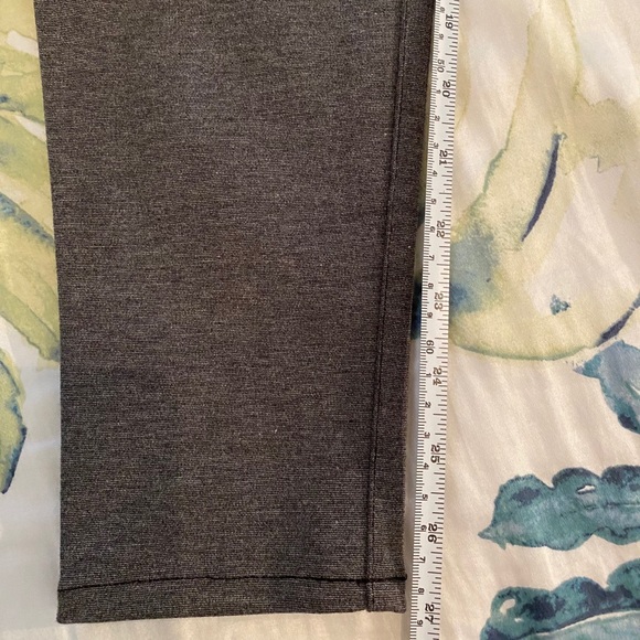 Forenza Gray Ponte Leggings w/ Tapered Ankle - Picture 8 of 12